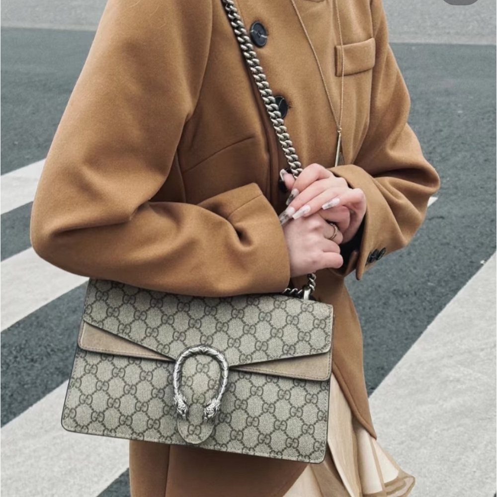 Gucci Dionysus Beige GG Supreme Shoulder Bag